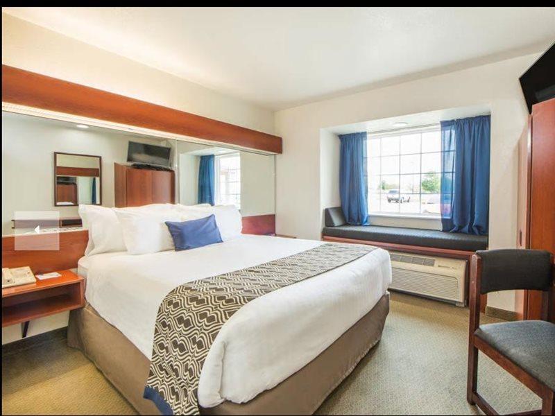Microtel Inn And Suites By Wyndham Miami Ok Ngoại thất bức ảnh