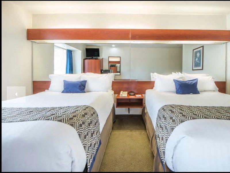 Microtel Inn And Suites By Wyndham Miami Ok Ngoại thất bức ảnh