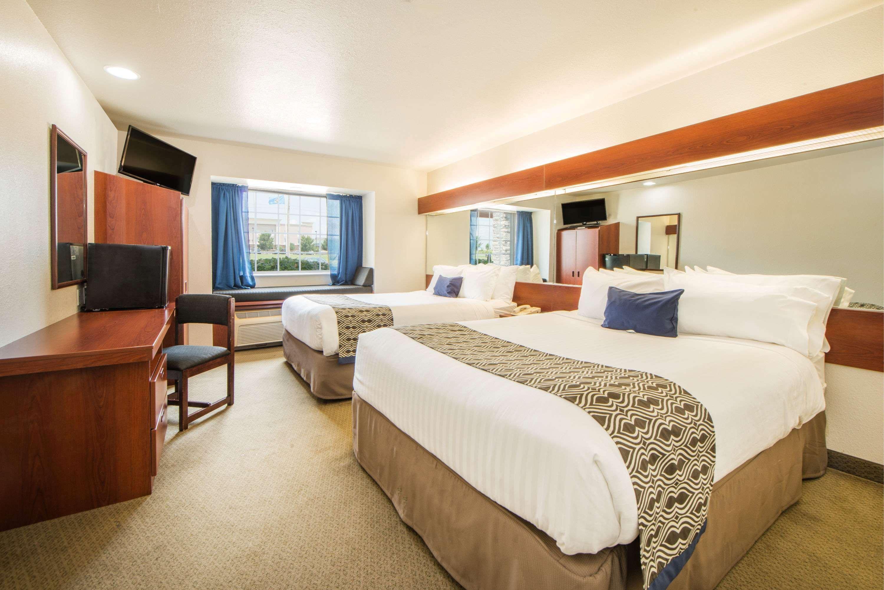 Microtel Inn And Suites By Wyndham Miami Ok Ngoại thất bức ảnh